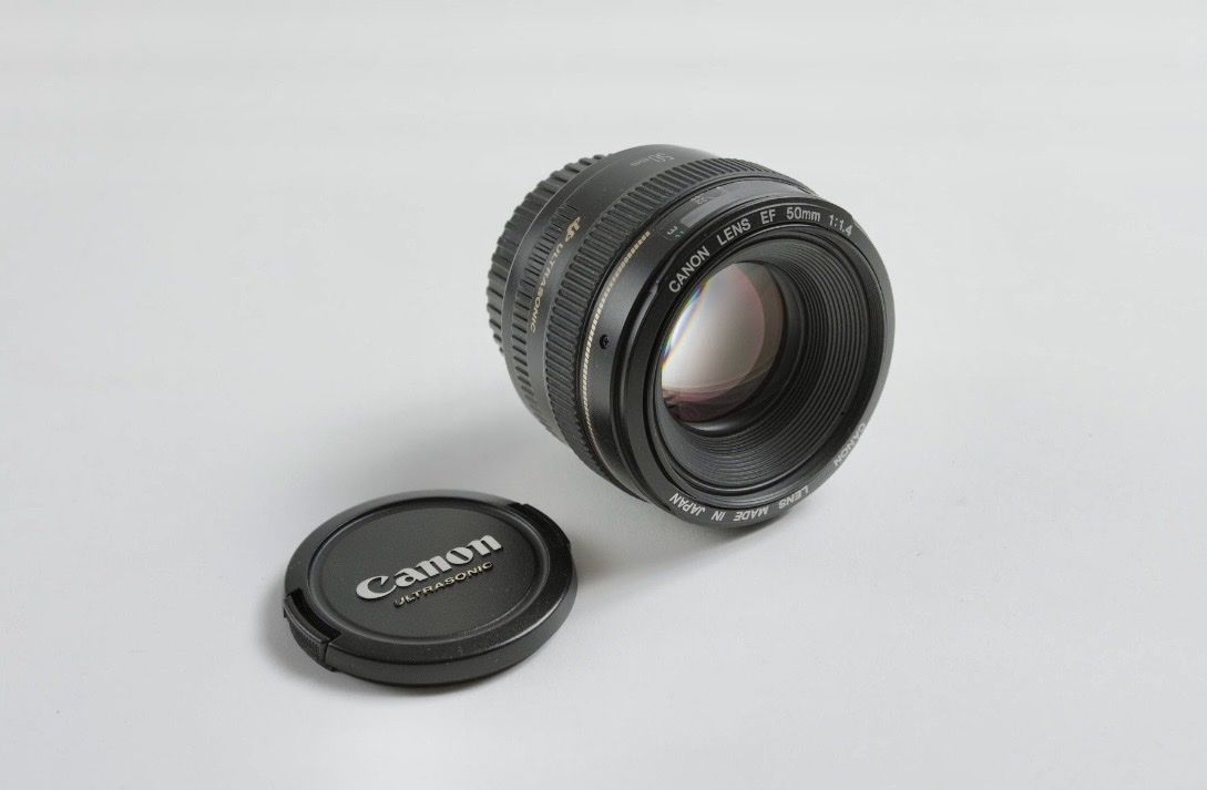 Canon Obiettivi: Canon EF 50mm f1.4 usm – Usato da scuol venduto da Totip76 5