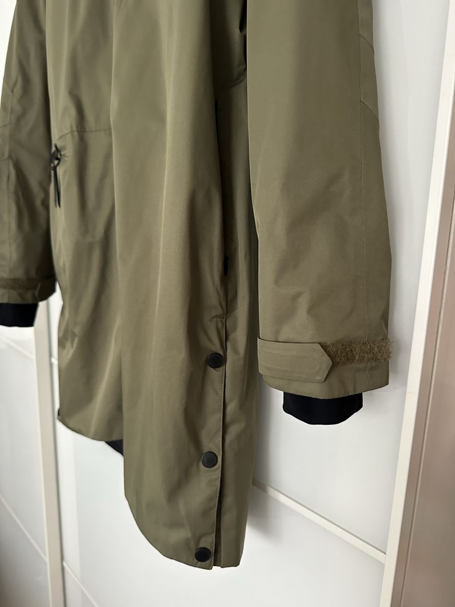 Peak Performance Cappotti: Peak Performance Kurzmantel Wasserdicht Winddicht – Usato da Silvaplana venduto da mouvat 2