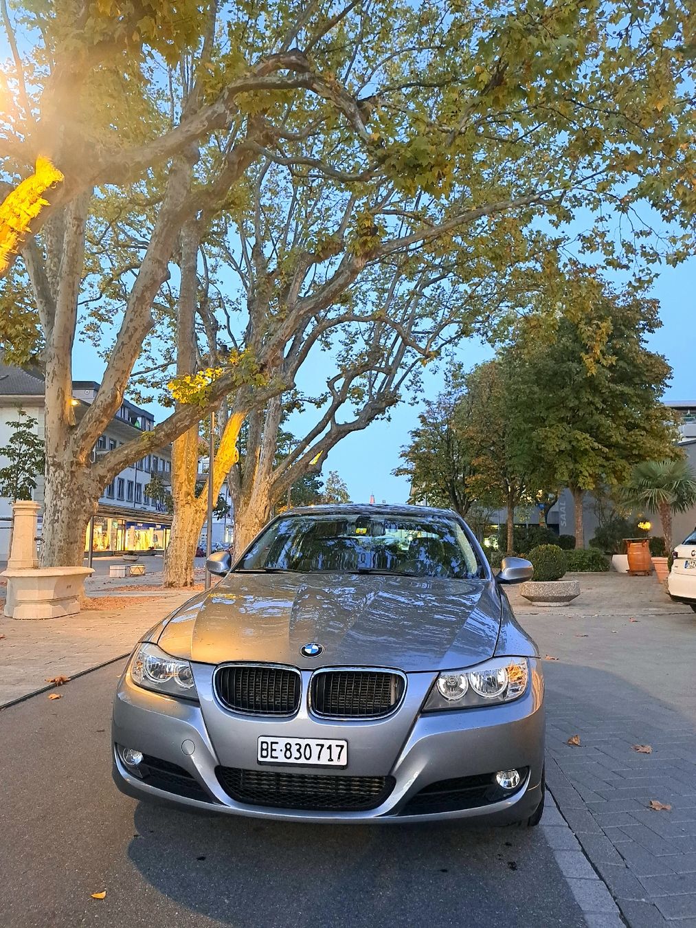 BMW Automobili: BMW 318d Touring  – Usato da Lyss venduto da ati.88 1