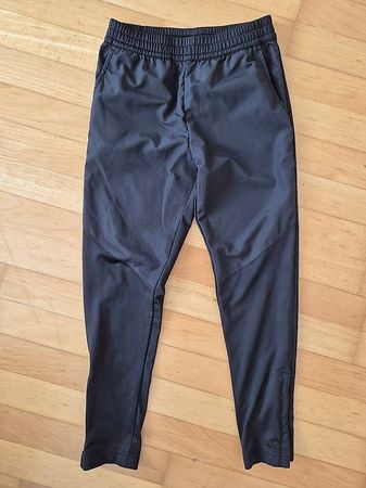 lange Sporthose 122/128 H&M mit Reissverschluss