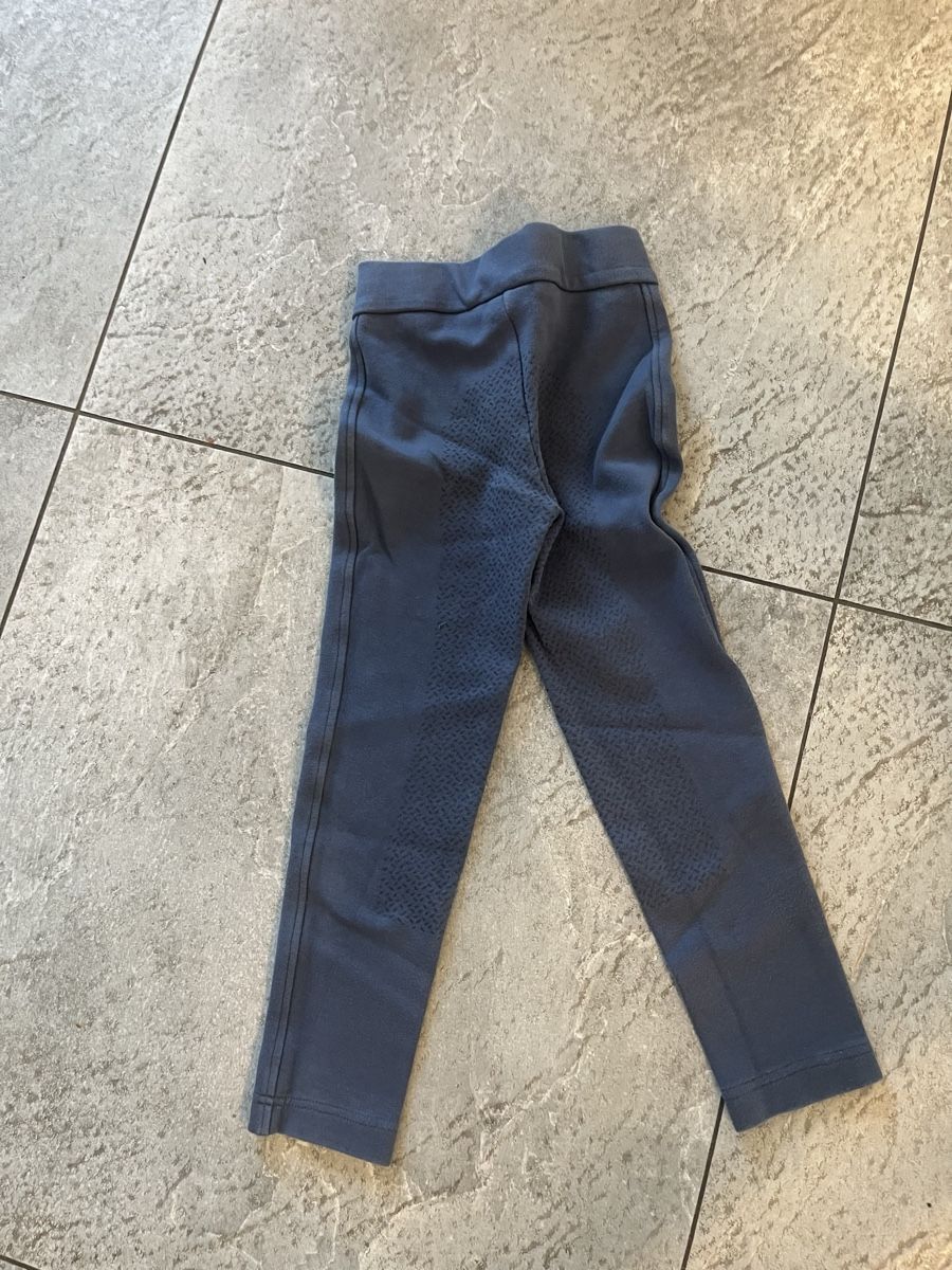 Strumpfhosen & Leggings: Kinder Reithose dunkelblau Grösse 128 Equilibre – Gebraucht aus Dotzigen von Mirjam1984 1