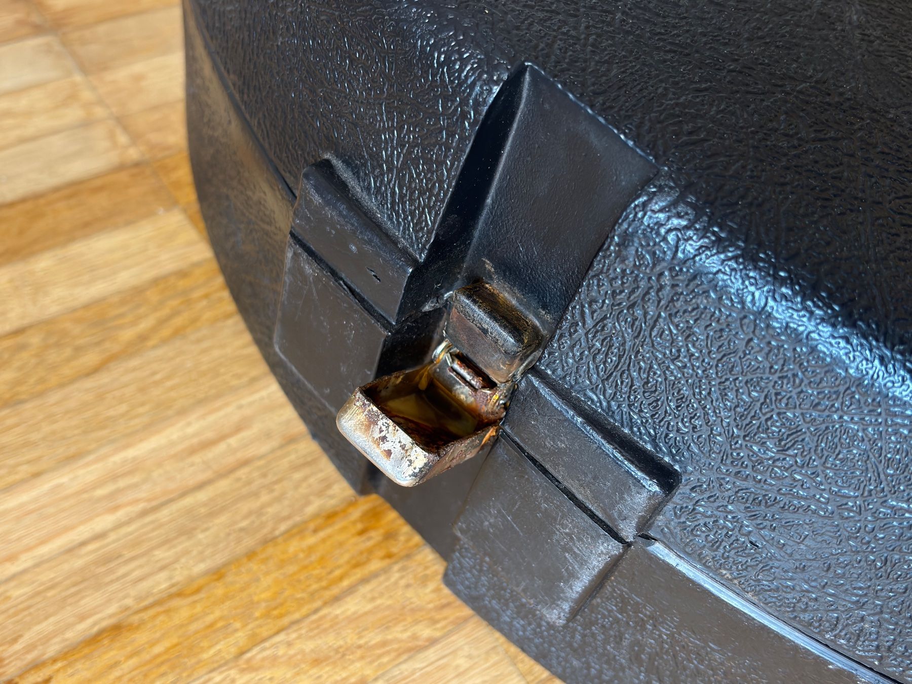 Gibson Musikinstrumente: Gibson Chainsaw Protector Case Original Vintage Les Paul 80s – Gebraucht aus Basel von Goldenera777 5