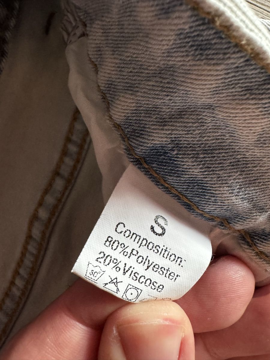 Jeans: Jeans taille haute ,taille S. – Usato da La Chaux de fonds venduto da car_f9yg 2
