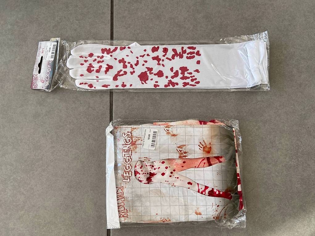 Kostüme: costume infirmière 5 pièces Neuf – Gebraucht aus Confignon von MVAR 2