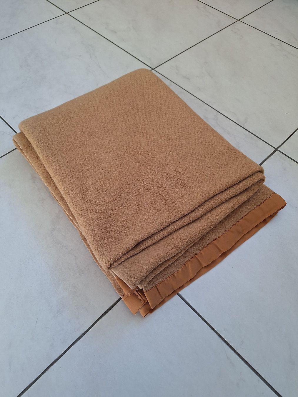 Coperte: Wolldecke, Armeedecke – Usato da Giswil venduto da enz89