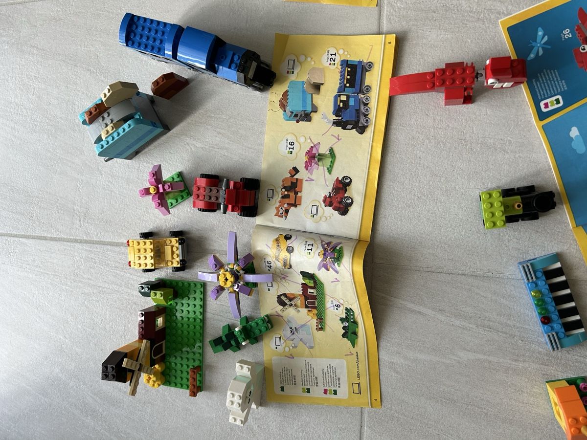 Lego Giocattoli: LEGO Classic Set mit Box, Bauanleitungen & Figuren – Usato da Rikon im Tösstal venduto da s_tenz 3