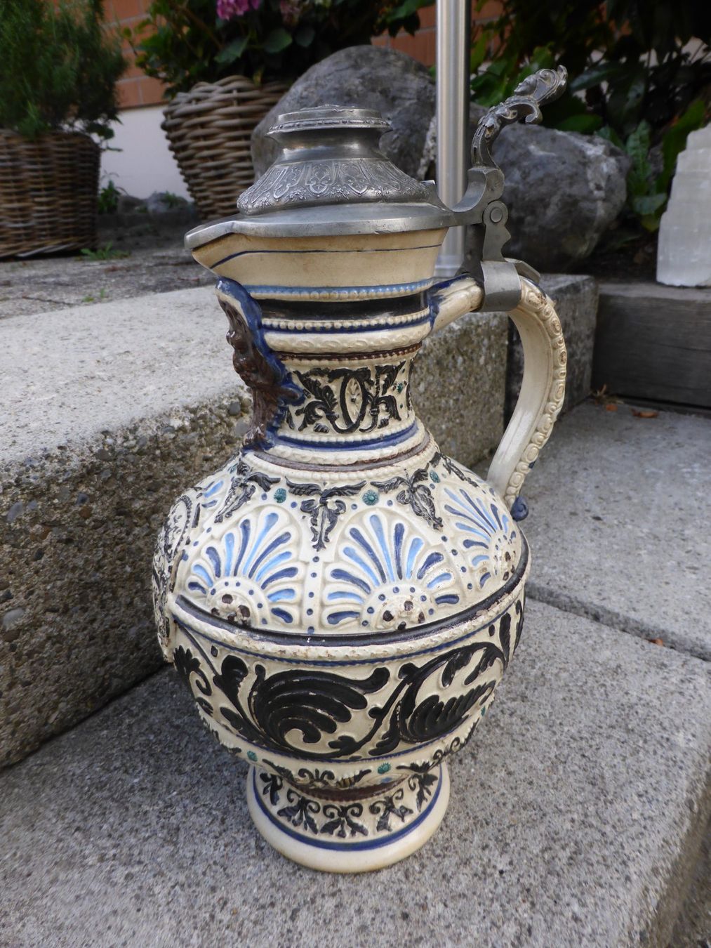 Caraffe: STEINGUT KRUG MIT ZINNDECKEL WESTERWALD BRD - CA 1920 – Usato da Reinach AG venduto da pussi100 2