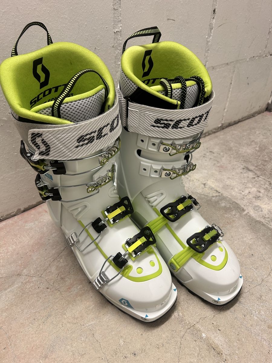 Scott Scarpe da donna: Scott Celeste Skitourenschuh 26.5 Neu – Nuovo e nell'imballaggio originale da Burgdorf venduto da Littlebricksplanet