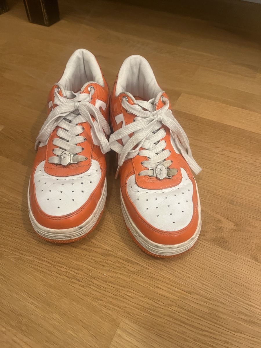 Bape Herrenschuhe: BAPE  orange white sneakers – Gebraucht aus Winterthur von 3mi_2kpf 2