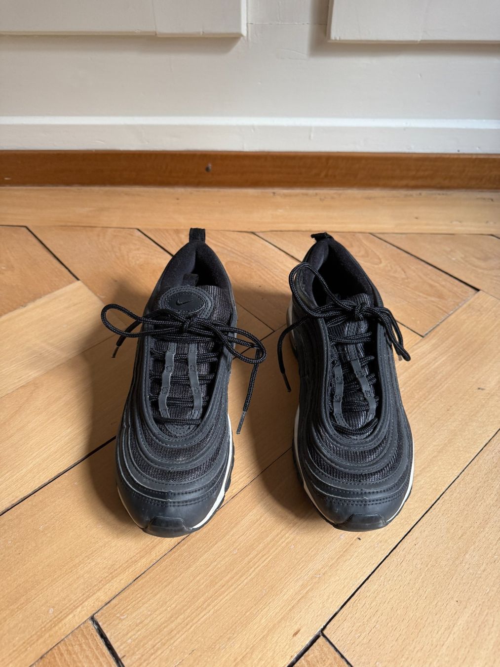 Nike Damenschuhe: NIKE - Sneaker schwarz 38.5 – Gebraucht aus Zürich von Diazaio 1