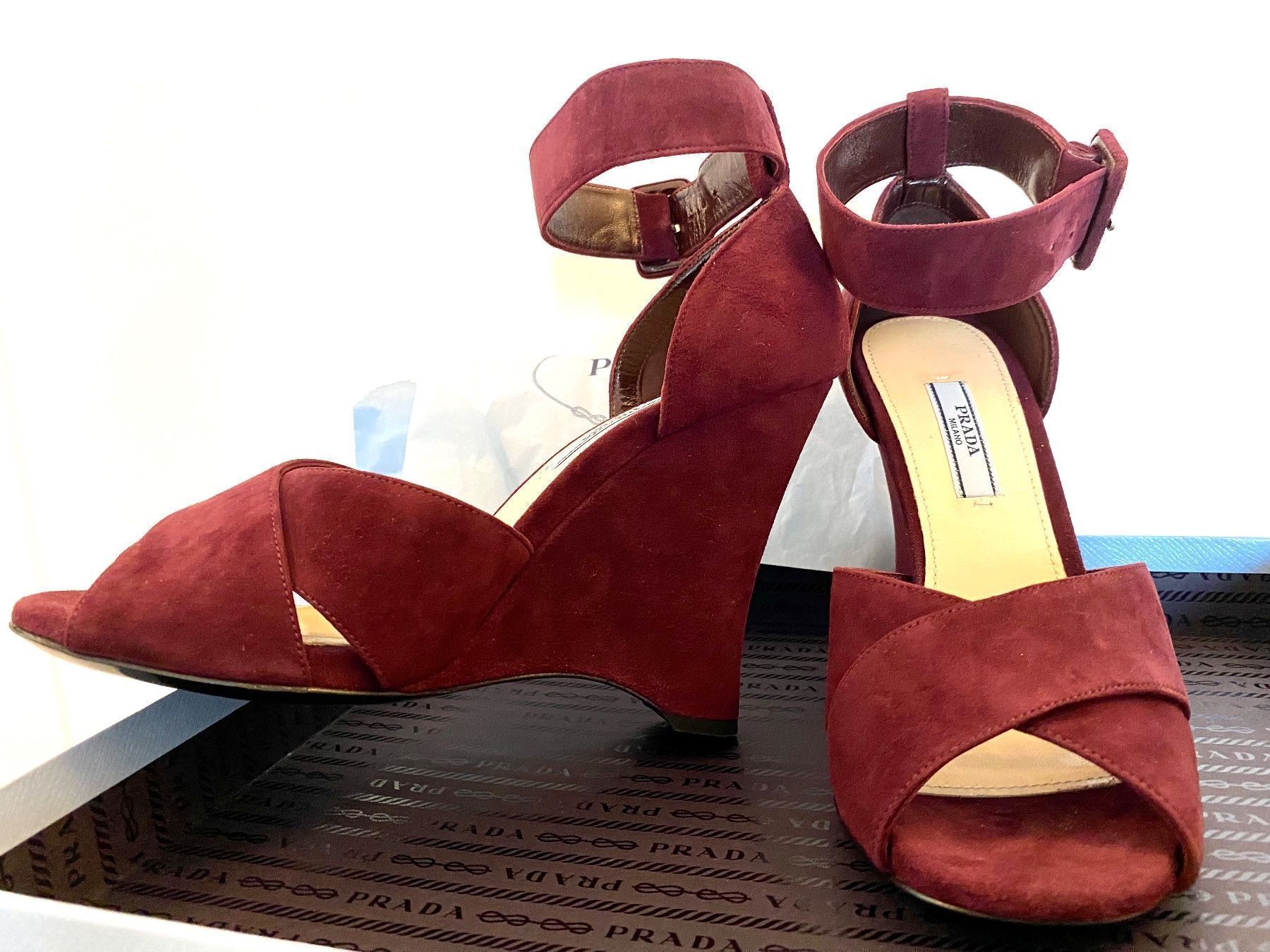 Prada Damenschuhe: Prada Pumps Brand New - 37 – Neu und originalverpackt aus Agno von Cosmogin1811 1