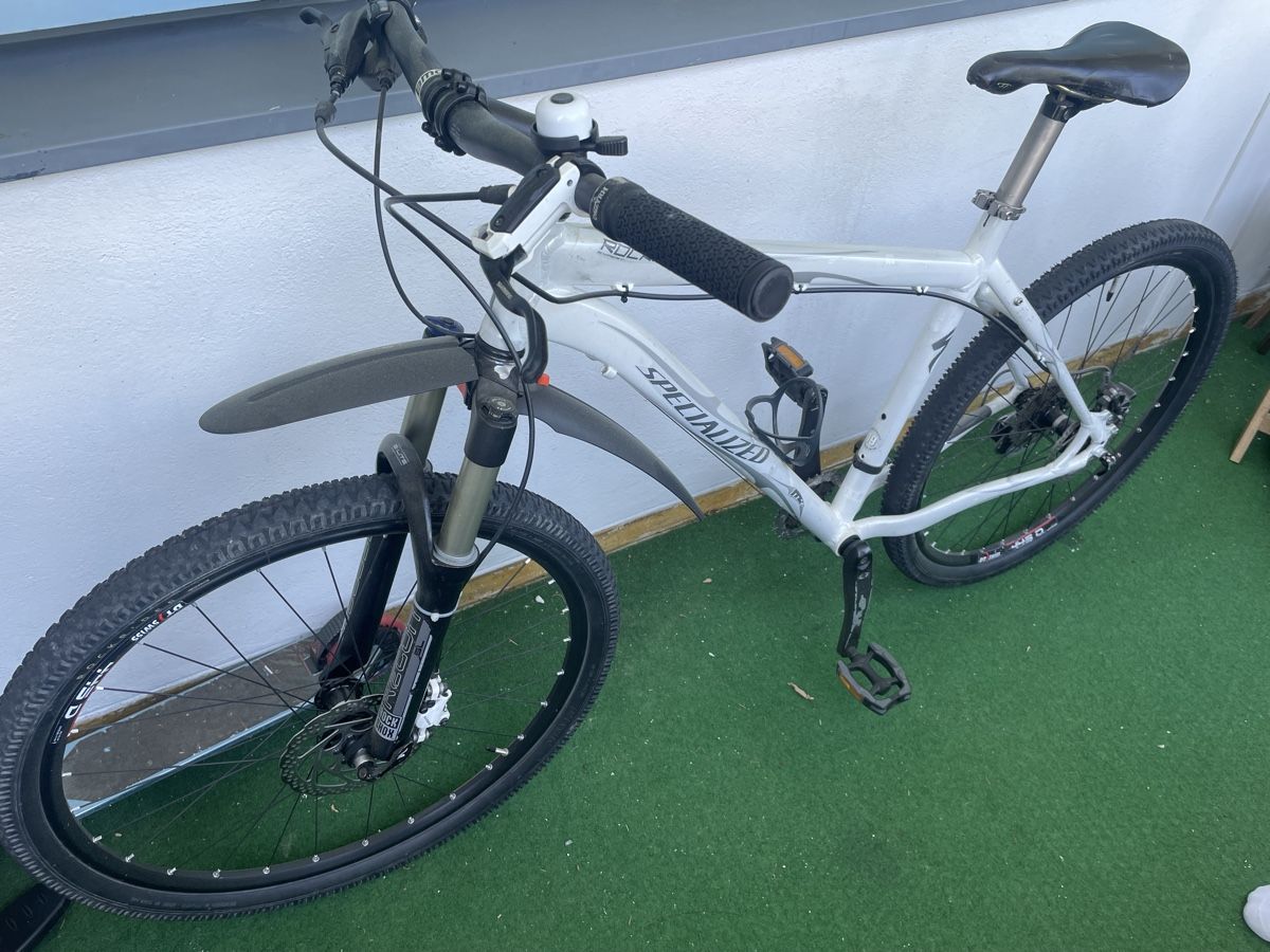 Specialized Vélos: Vélo Specialized Hardrock – D'occasion à Genève par gil_mzg8