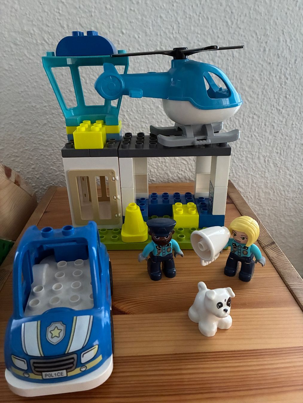 Lego Baukästen: Lego Duplo Polizeistation 10959 – Gebraucht aus Dietikon von mz_x 1