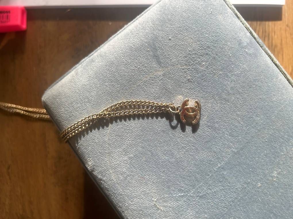 Chanel Colliers: echte Chanelkette, gebraucht – D'occasion à Bern par michellemias 1