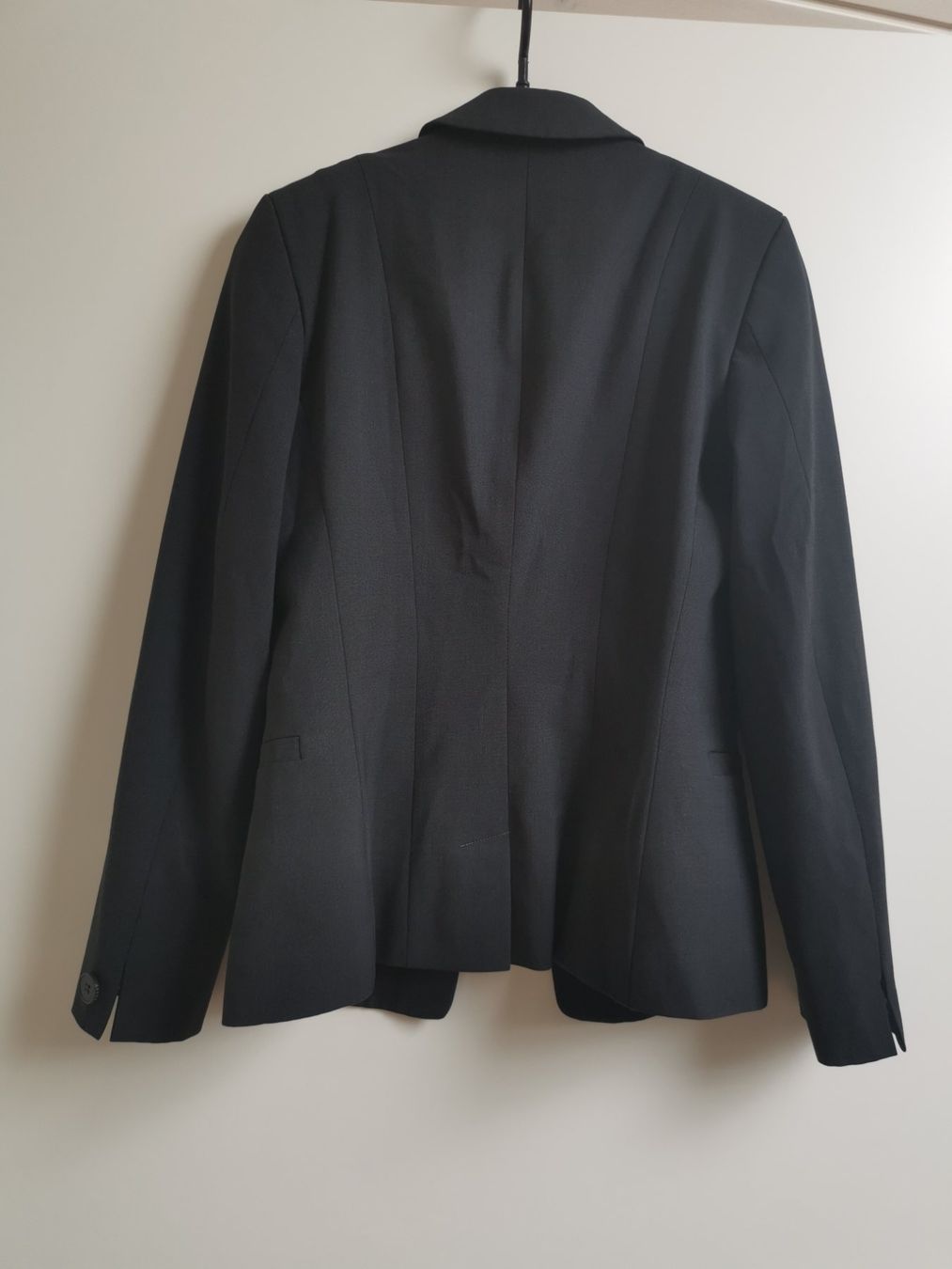 Completi & Tailleur: Anzug / Greiff / Blazer 32 / Hose 36 / grau – Usato da Gelfingen venduto da Meierbeat 4