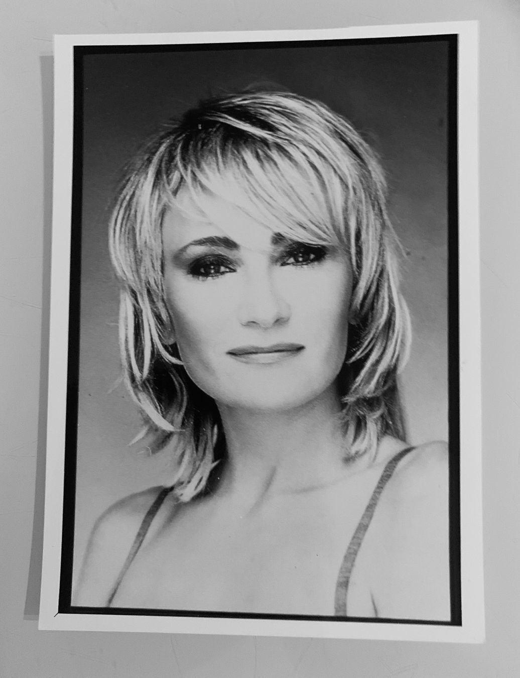 Poster & Bilder: Foto Patricia Kaas 1999 – Gebraucht aus Bern von Artbrokerswitzerland