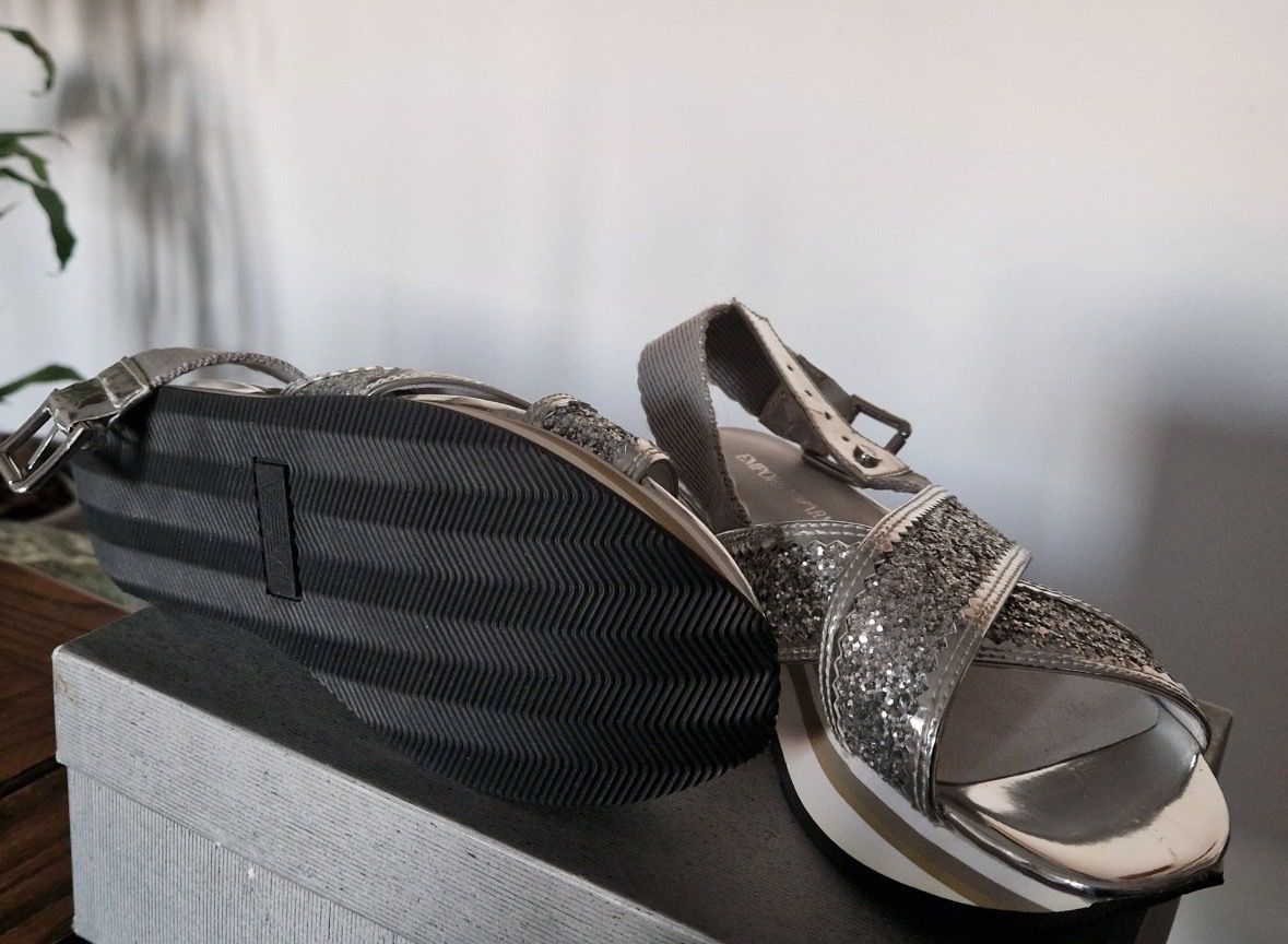 Armani Scarpe da donna: Neue ARMANI SANDALEN – Nuovo e nell'imballaggio originale da Schaffhausen venduto da rot_yyy7 2
