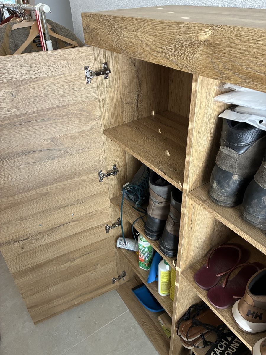 Armadi: Schrank Holzoptik – Usato da Biel/Bienne venduto da M4R4Nd 1