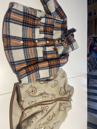 Lot de 2 vestes taille 86