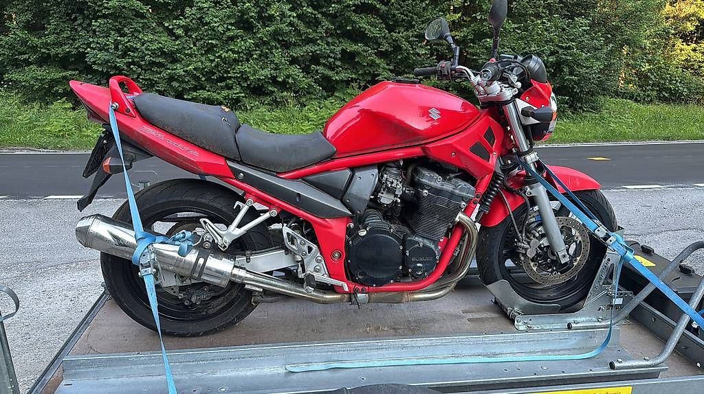 Strasse: SUZUKI BANDIT GSF 650 – Gebraucht aus Sirnach von Emilj