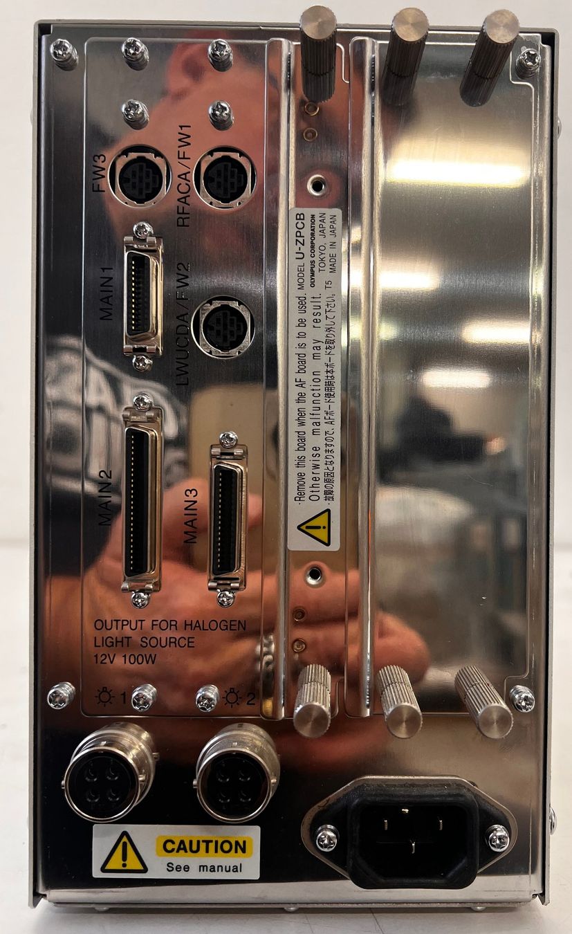 Accessori da laboratorio: Olympus IX2-UCB-2 Microscope Control Box & U-ZPCB – Usato da Niederdorf venduto da LeptonAG_Labor 2