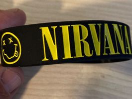 Nirvana Silikon Armband Metal Rock Band