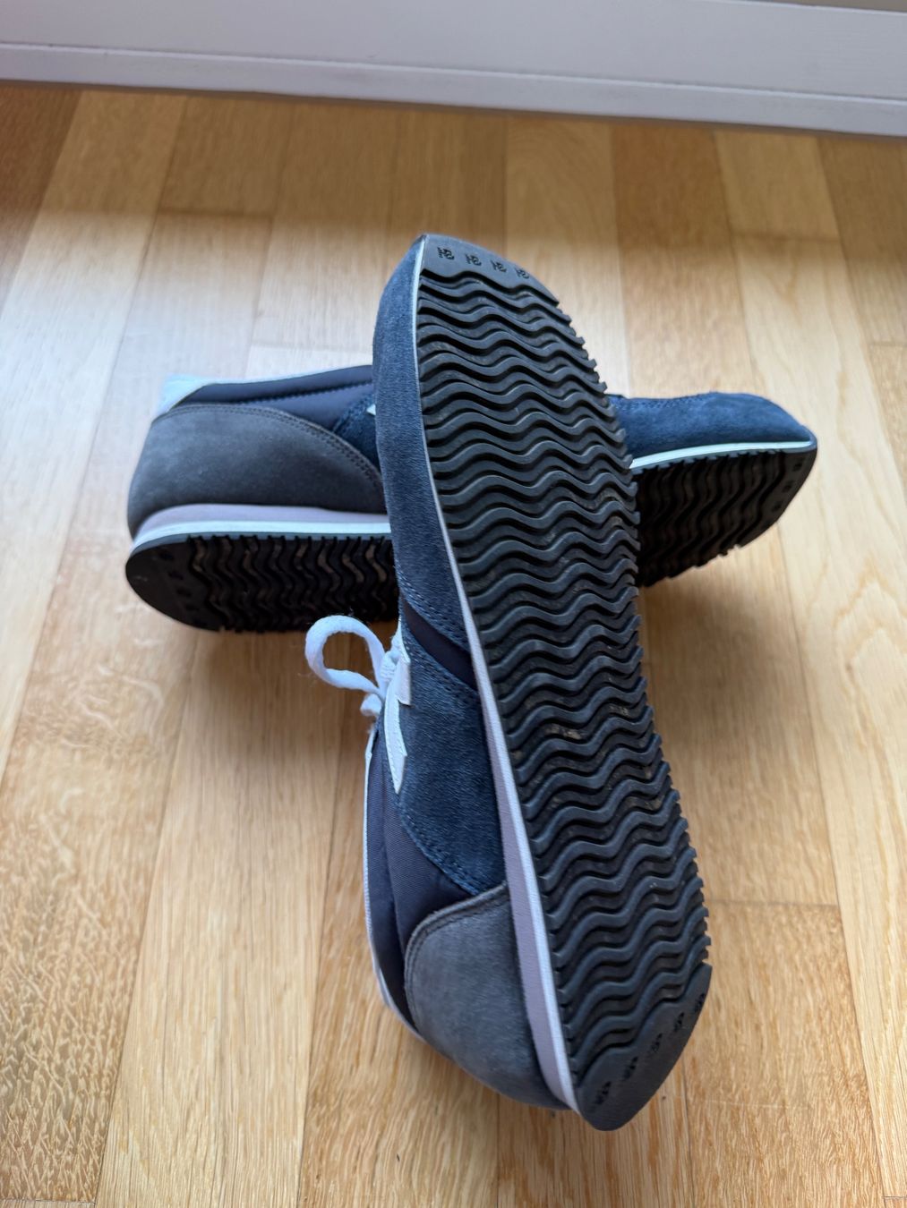 New Balance Scarpe da uomo: New Balance Schuhe - Grösse 44 – Usato da Baden venduto da polveres 4
