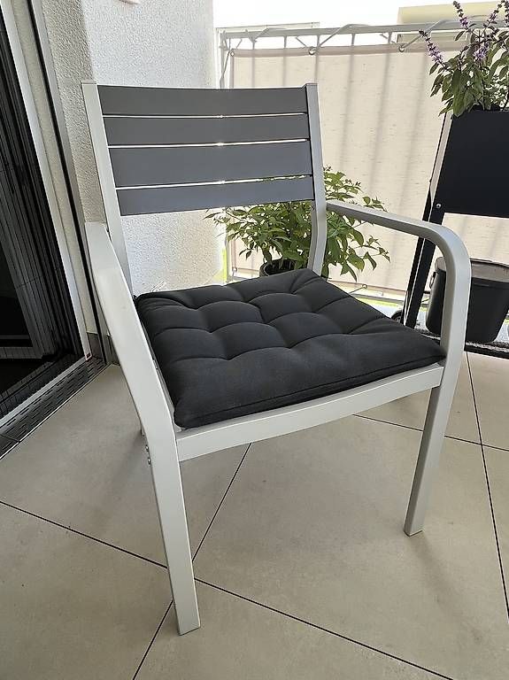 Ikea Set de table et chaises: Gartentisch mit 2 Stühlen – D'occasion à Frauenfeld par Domi035 2