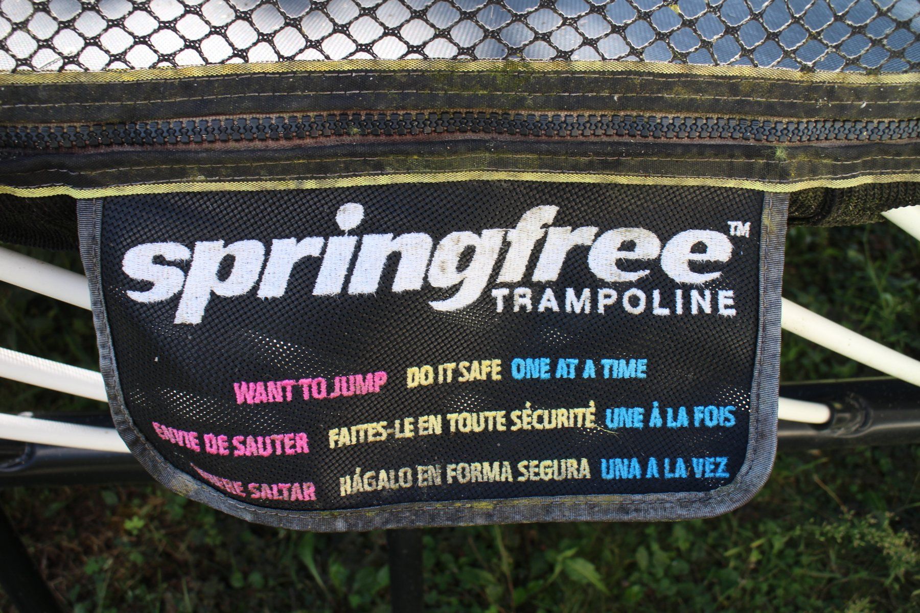 Springfree Trampolines: Trampolin Springfree – D'occasion à Wettswil par Tichel 1