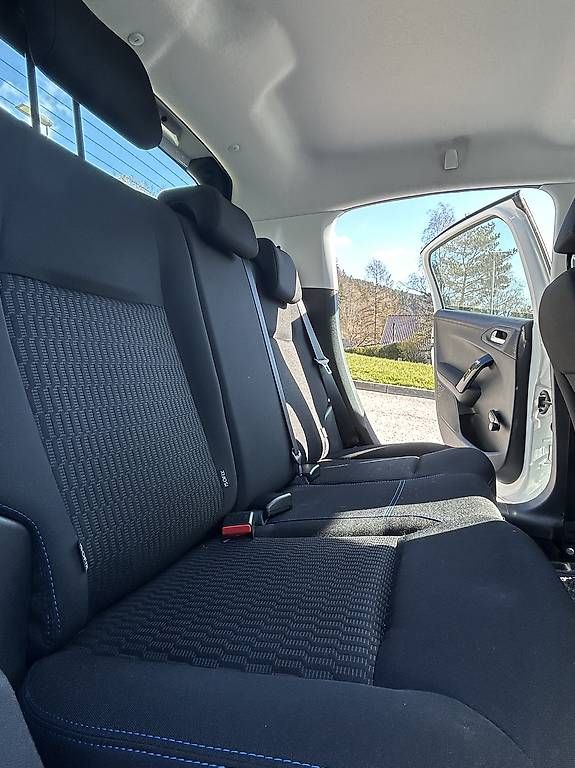 Autos: Peugeot 208  – D'occasion à Boveresse par cin_9cbt 4