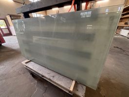 Glas