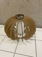 Lampe à suspension en bois, design unique, parfait état!