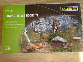 Faller N Jagdhütte mit Hochsitz