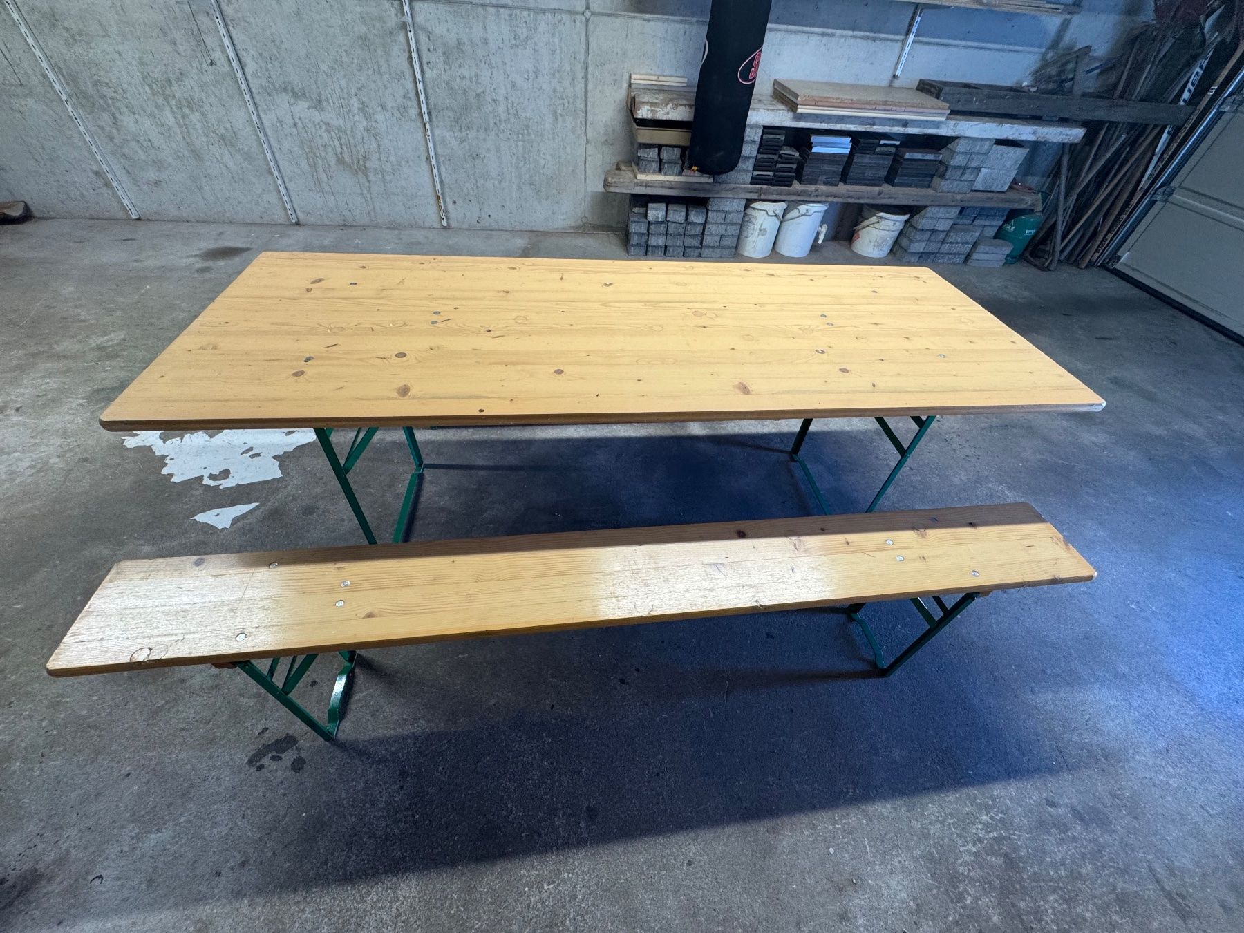 Set di tavolo e panche: Festbank 220cm – Usato da Kestenholz venduto da cvx_889vv
