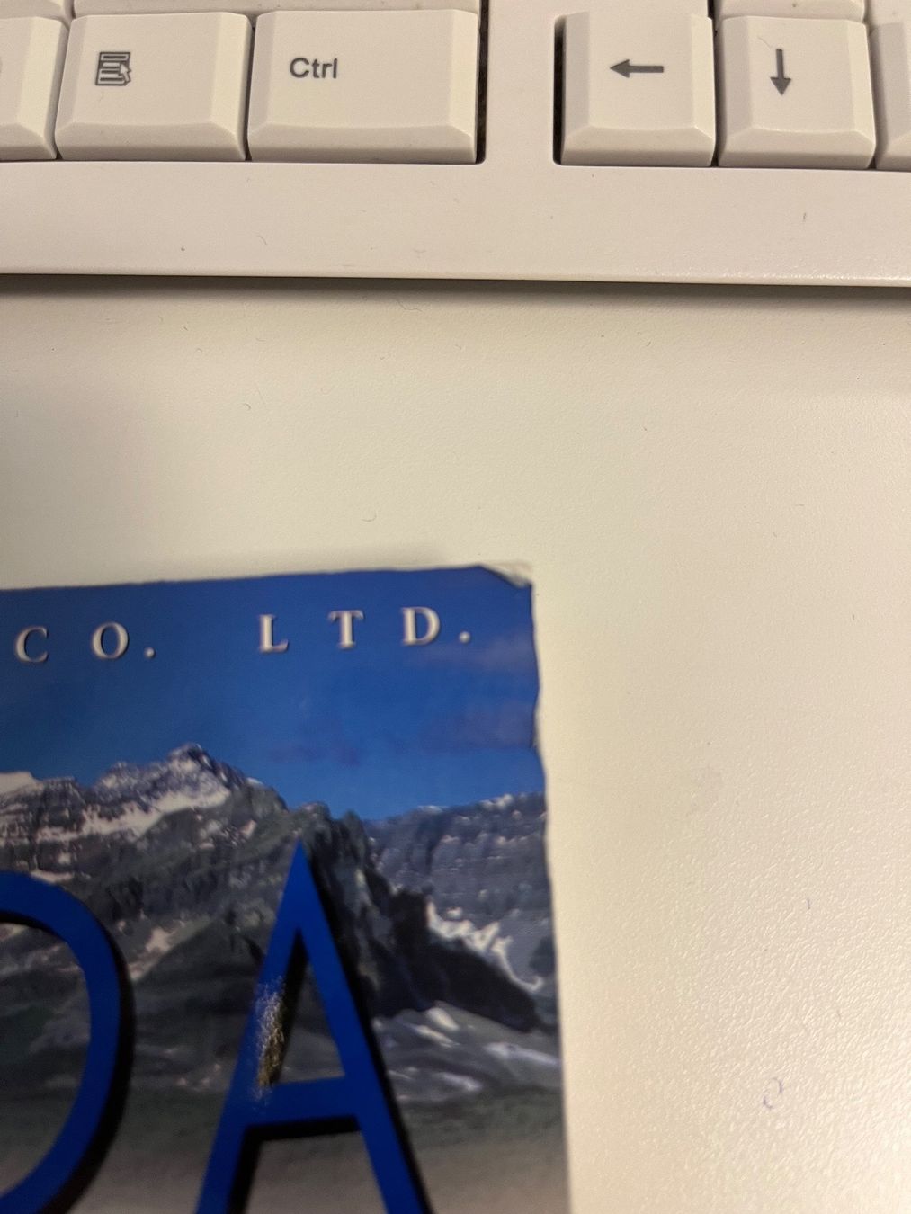 Libri: CANADA ENGLISCH EDITION SUPER Zustand – Usato da Aeschlen ob Gunten venduto da Sonjan 6
