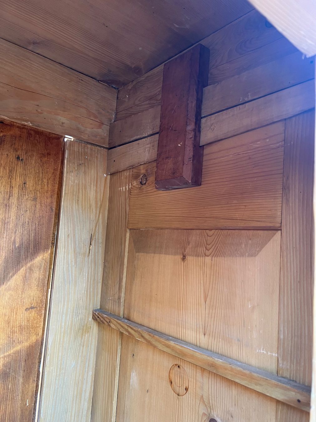 Armadi: Antike Schrank, Nr 16 – Usato da Glattfelden venduto da maa_qcj8 3