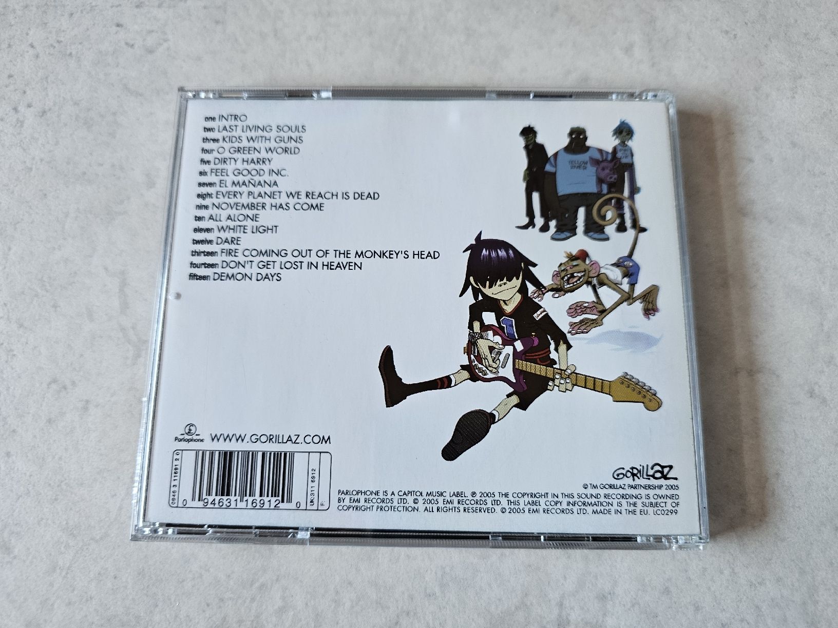 CDs: Gorillaz  -  Demon Days – Gebraucht aus Schneisingen von  1