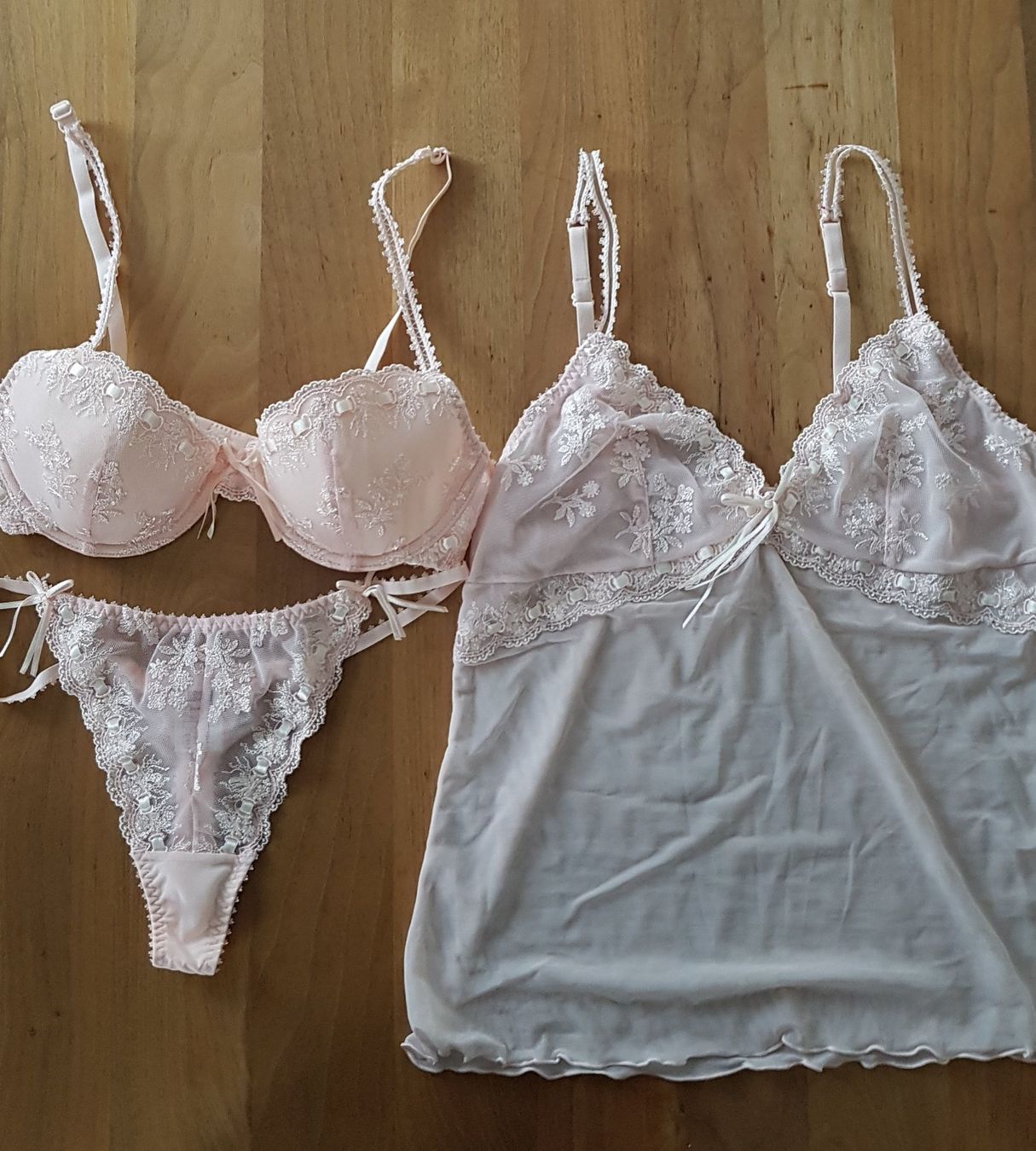 Altra biancheria intima: BH Set NEU Gr. 75 B inkl. Hämdchen – Nuovo (secondo la descrizione) da Emmen venduto da Huwimark