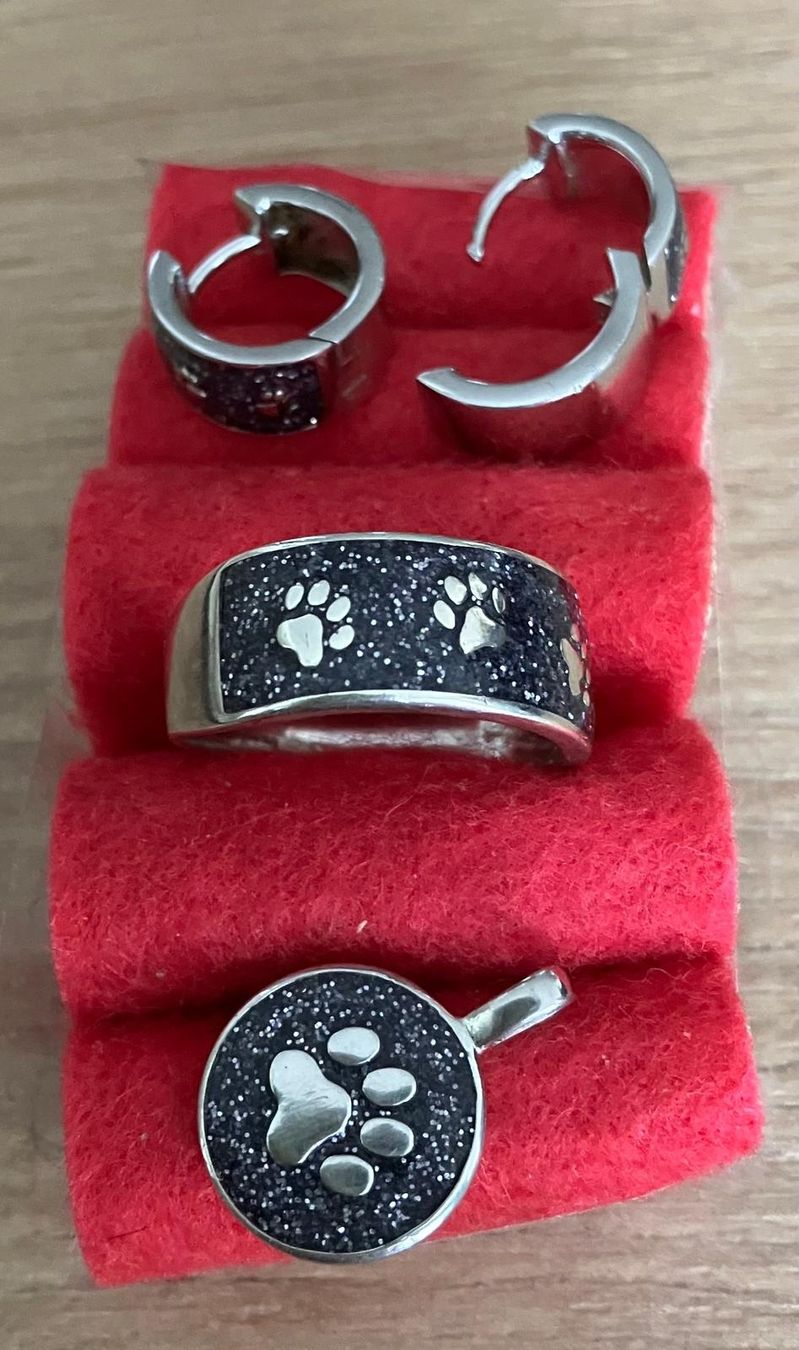 Altri gioielli: Silber Schmuck Set mit Ring, Ohrringe, Anhänger, Pfoten – Usato da Hochfelden venduto da powerplay61 1