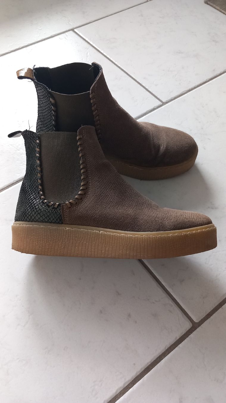 Scarpe da donna: Stiefelette gr 38 TANGO braun – Usato da Eggersriet venduto da Taylorjam