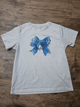 Damen T-Shirt mit Schleifenmotiv