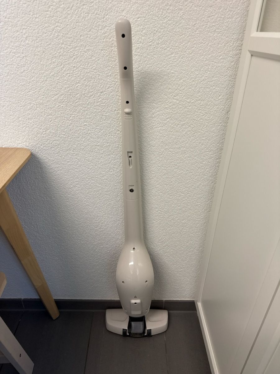 Electrolux Aspirateurs & Accessoires: Electrolux akkustaubsauger ohne kabel  – D'occasion à Luterbach par uhrmacherin89 2