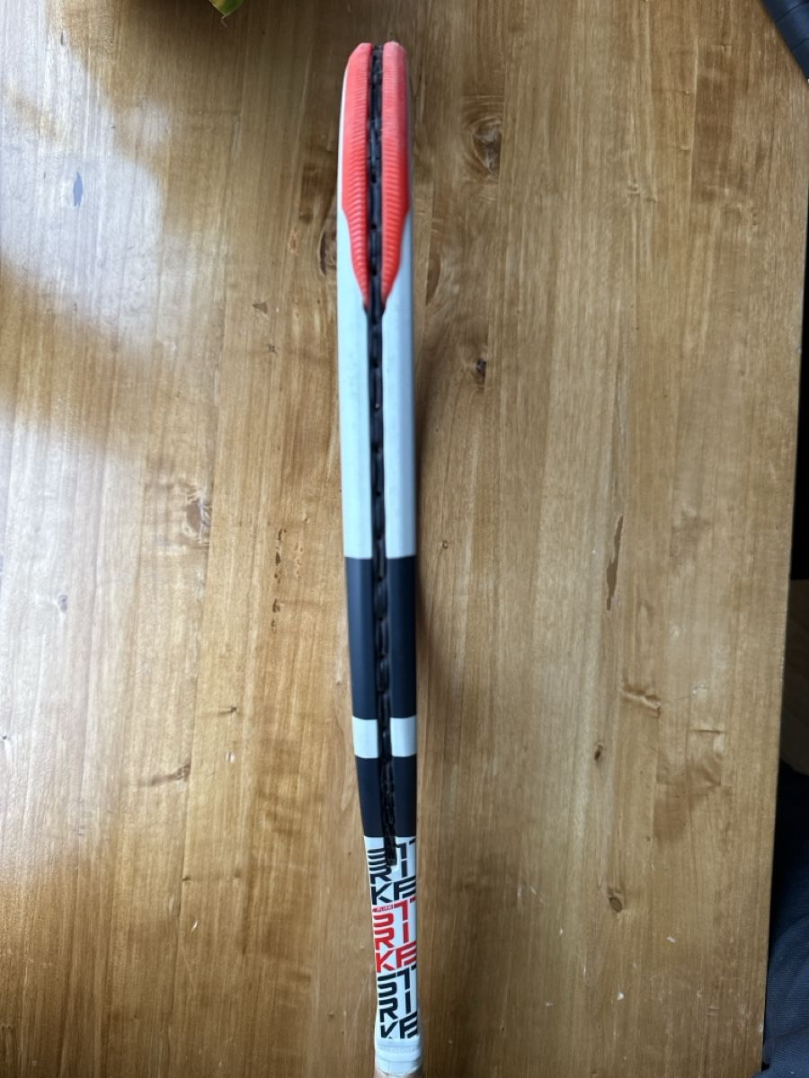 Babolat Schläger: Babolat Pure Strike 26 Tennis Racket – Gebraucht aus Genève von wie_8zbm 1