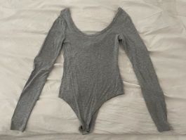 Grauer Langarm Body, grau, Grösse XS