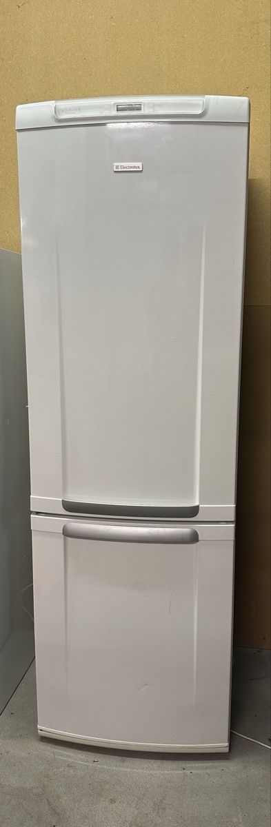 Electrolux Réfrigérateurs: Kühlschrank Freistehend – D'occasion à wattenwil par boehlen77