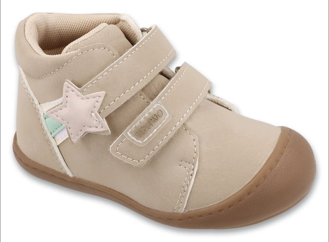 Scarpe per ragazze: Bequeme Laufschuhe, Gr. 25, Neu – Nuovo e nell'imballaggio originale da Flumenthal venduto da KET25_ch