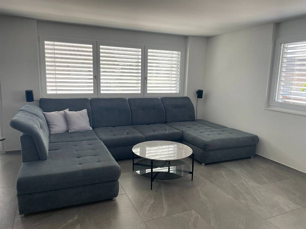 Sofas: Grosse Wohnlandschaft / Sofa mit Bettfunktion & Stauraum – Gebraucht aus Altnau von joe_57jc