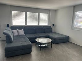 Grosse Wohnlandschaft / Sofa mit Bettfunktion & Stauraum