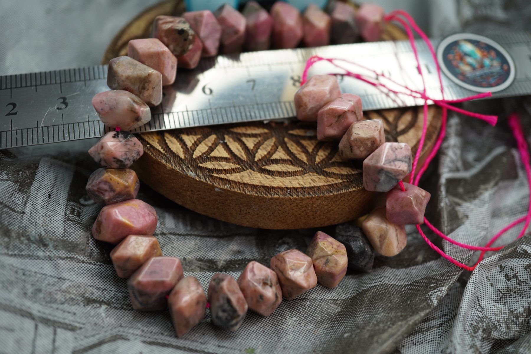 Minerali & Pietre curative: Rhodonite       xForm   Strang   (Räumung!) – Nuovo e nell'imballaggio originale da Eschenbach SG venduto da topstone 1