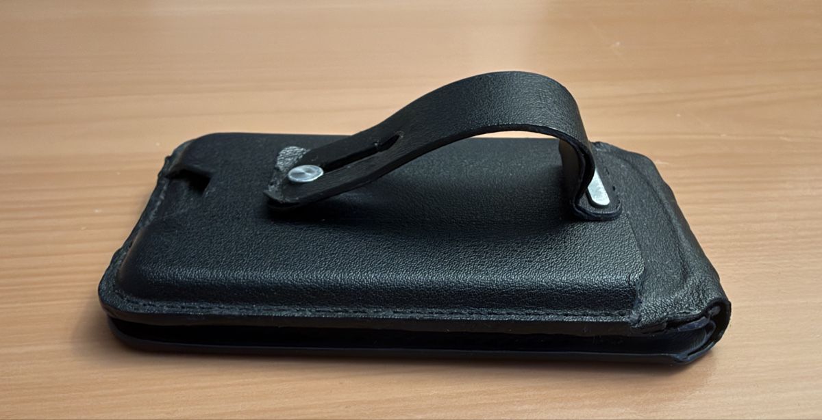 Portafogli: ESR MagSafe Geldbörse – Usato da Rüti ZH venduto da second.life 1